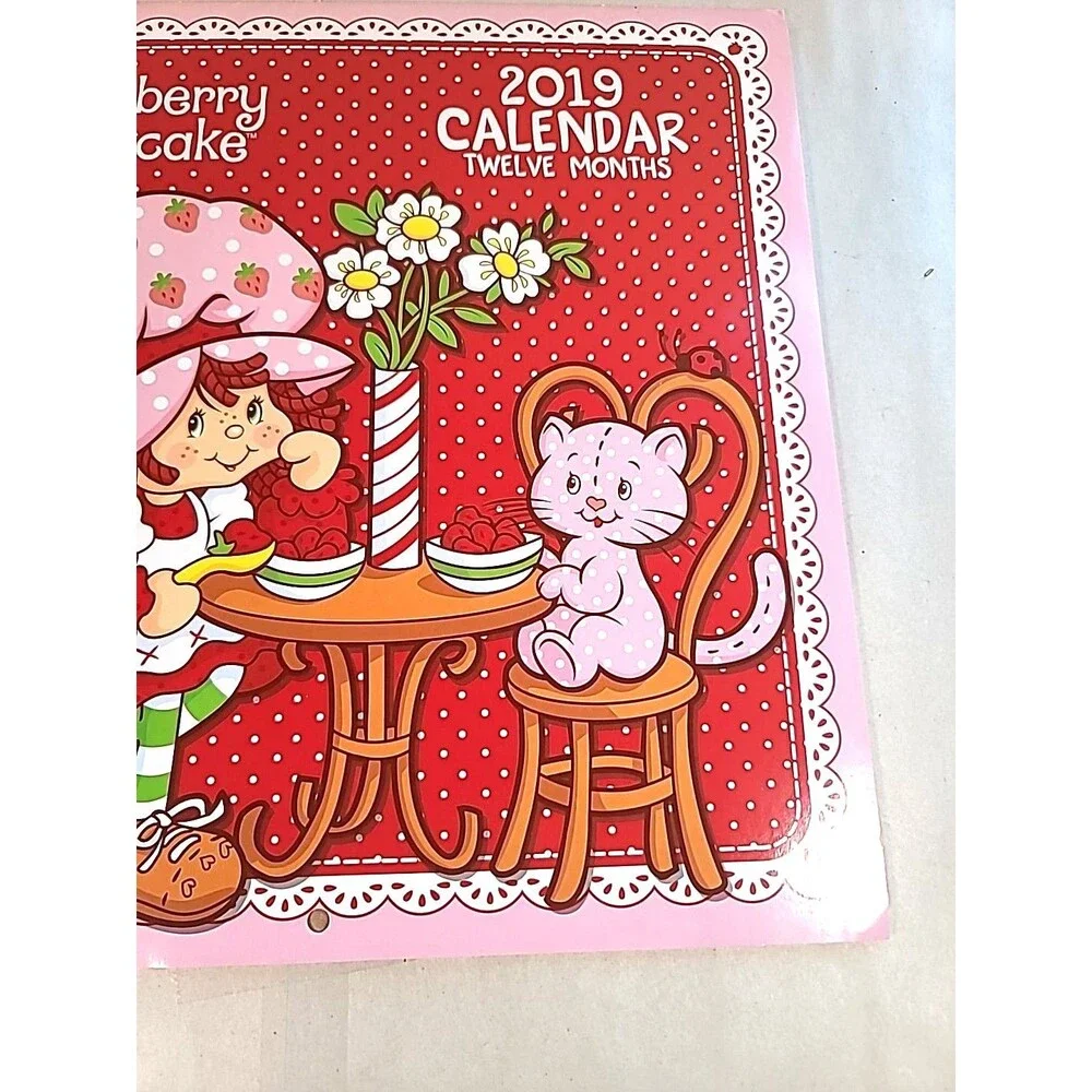 2019 Strawberry Shortcake 12 Month Wall Calendar ( Open) NOS